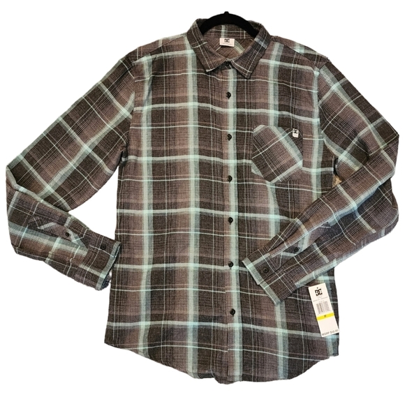 NWT DC Grey Mint Plaid Long Sleeve Button Up Shirt Size Medium Cotton Poly - Picture 1 of 11